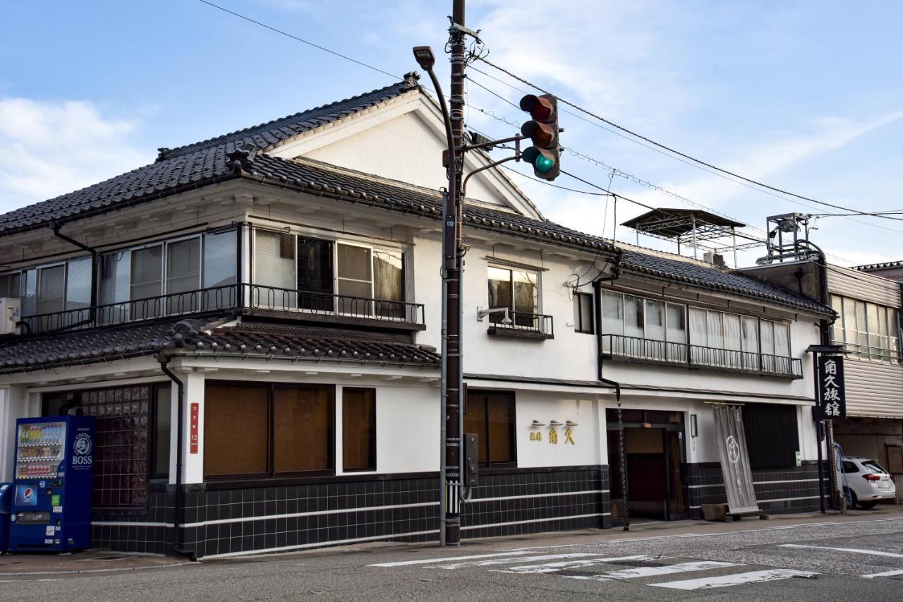 Kadokyu Ryokan Takaoka Bagian luar foto