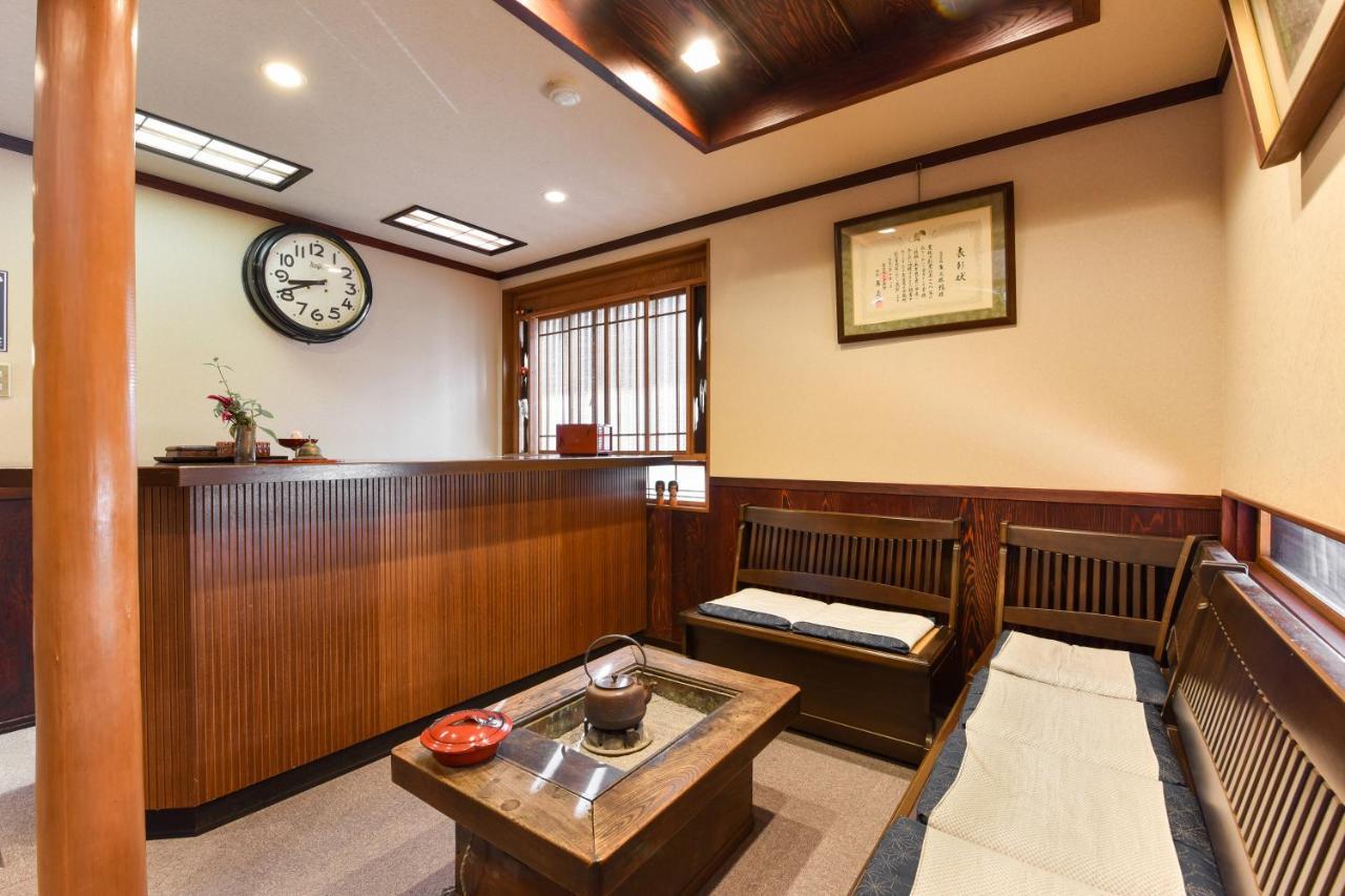 Kadokyu Ryokan Takaoka Bagian luar foto