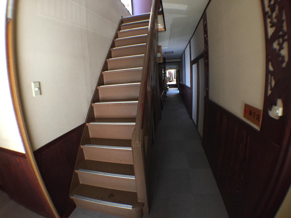 Kadokyu Ryokan Takaoka Bagian luar foto